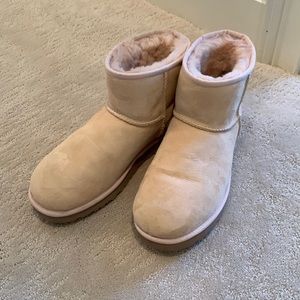 Ugg boots size 10